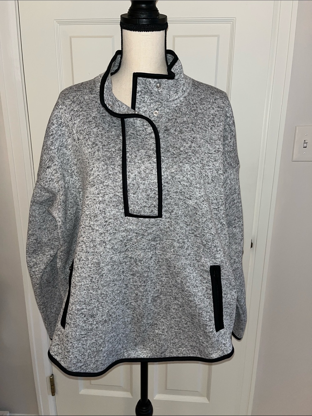 J. Jill Cozy Gray Pullover with Black Trim - XL